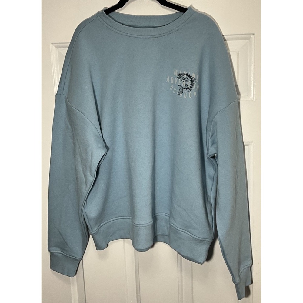 Marine Adventure Outdoor Fishing Club Light Blue Graphic Sweatshirt Men's Medium